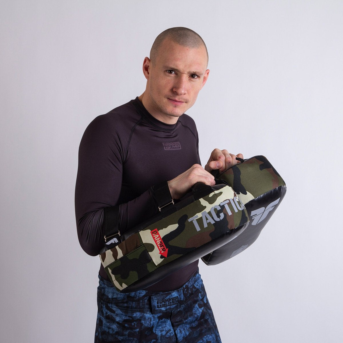 Fighter Thai Kick Pad MAXI - TAKTISCHE SERIE - Wüste