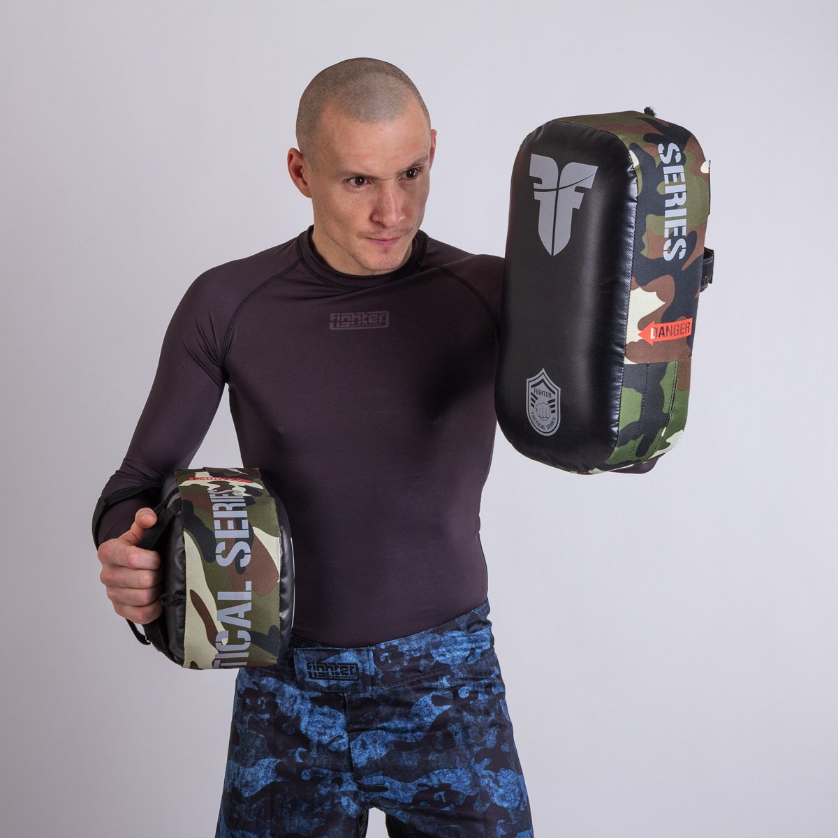 Fighter Thai Kick Pad MAXI - TAKTISCHE SERIE - Wüste