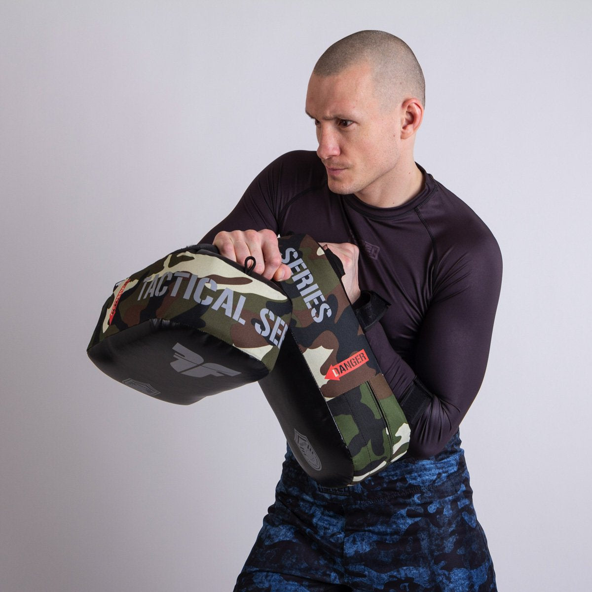 Fighter Thai Kick Pad MAXI - TAKTISCHE SERIE - Wüste