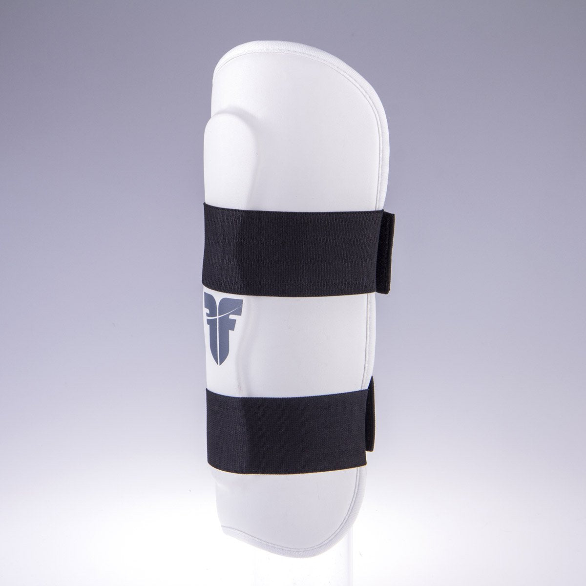 Shin Guard Fighter Ergo - white